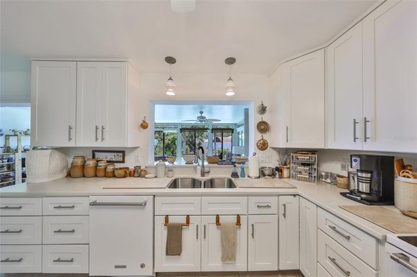 Interior, Kitchen, Pendant Lights