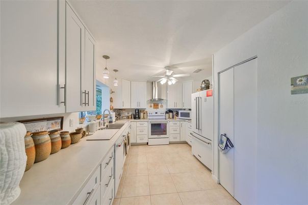 Interior, Kitchen, Pendant Lights