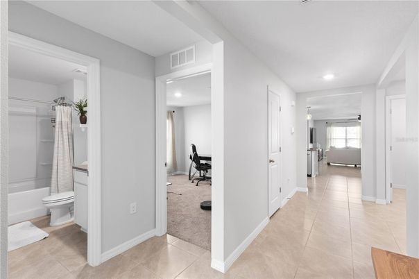 Bathroom, Interior, Recessed Lighting