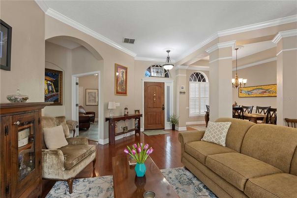 Chandelier, Dining room, Interior, Living room, Pendant Lights, Wood Texture Flooring