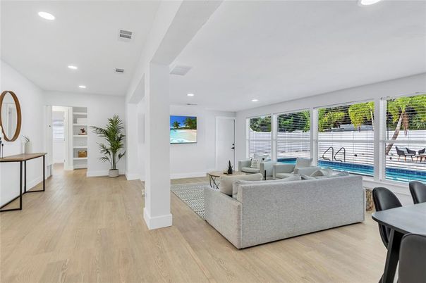 Interior, Living room, Recessed Lighting, Wood Texture Flooring
