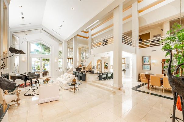 Dining room, Interior, Living room, Piano, Recessed Lighting
