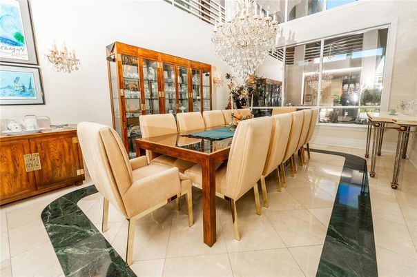 Chandelier, Dining room, Interior
