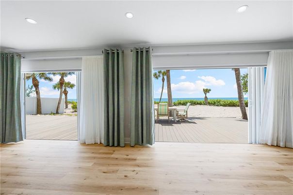 Interior, Recessed Lighting, Water, Wood Texture Flooring