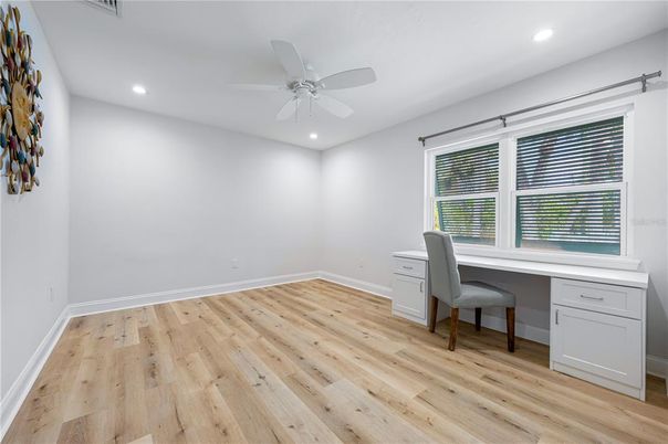 Home Office, Interior, Recessed Lighting, Wood Texture Flooring