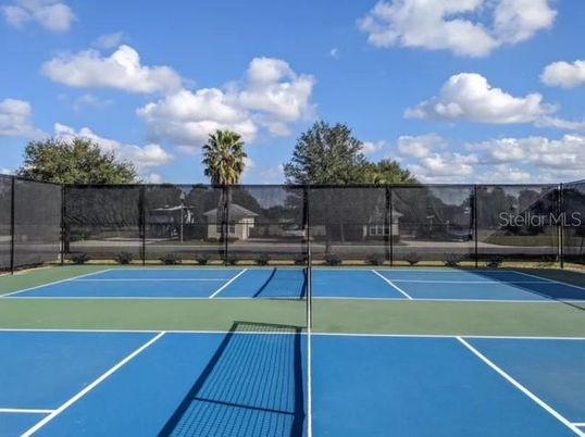 Exterior, Tennis Courts