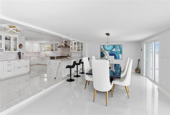 Dining room, Interior, Kitchen, Pendant Lights, Recessed Lighting