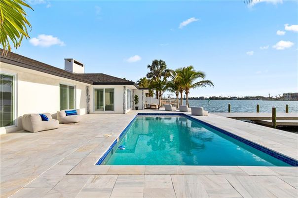 Exterior, Pool, Water