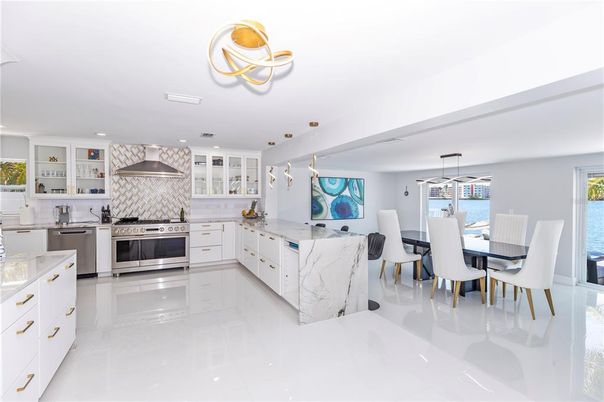 Dining room, Interior, Kitchen, Pendant Lights, Recessed Lighting, Stainless Steel Appliances, Water