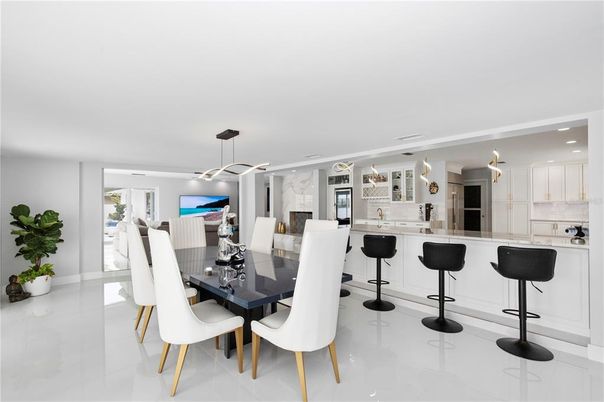 Dining room, Interior, Kitchen, Pendant Lights, Recessed Lighting