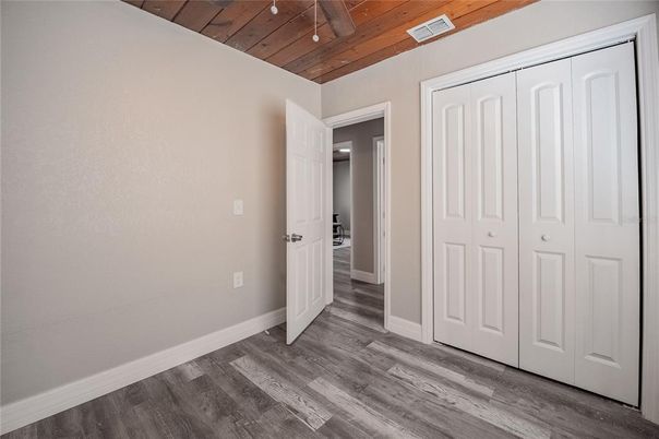 Empty room, Interior, Wooden Ceilings, Wood Texture Flooring