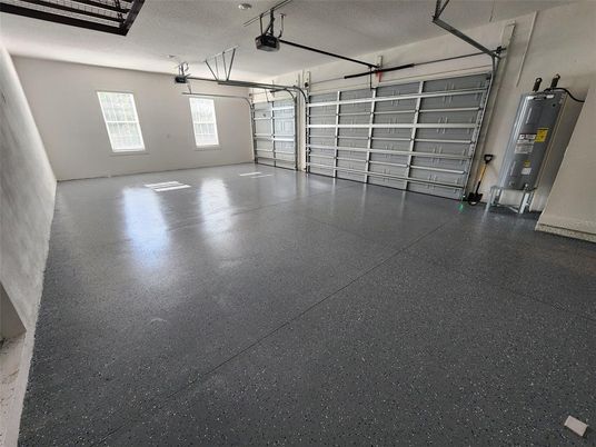 Garage, Interior