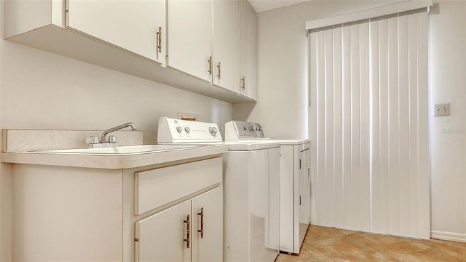 Interior, Washer
