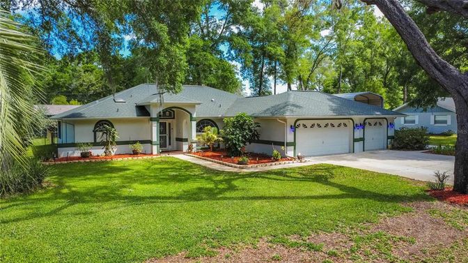 Attached, Backyard, Exterior, Facade, French Provincial