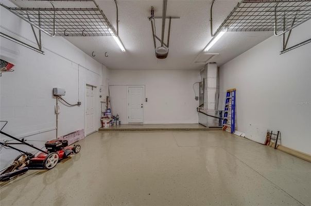 Garage, Interior