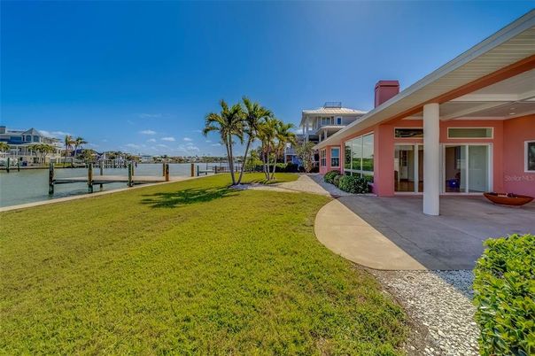 Backyard, Exterior, Water