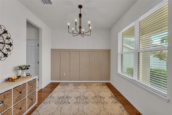 Chandelier, Interior, Wood Texture Flooring