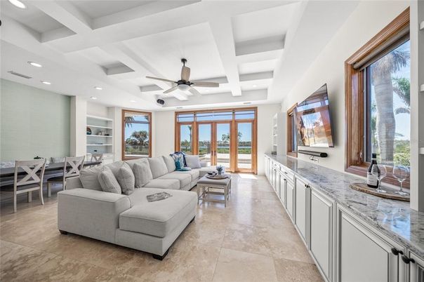 Dining room, Interior, Living room, Recessed Lighting