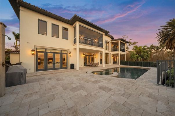 Exterior, Pool