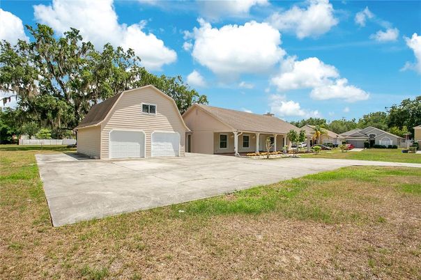 Backyard, Detached Garage, Exterior