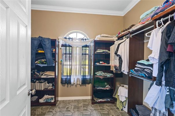 Interior, Walk-in Closets