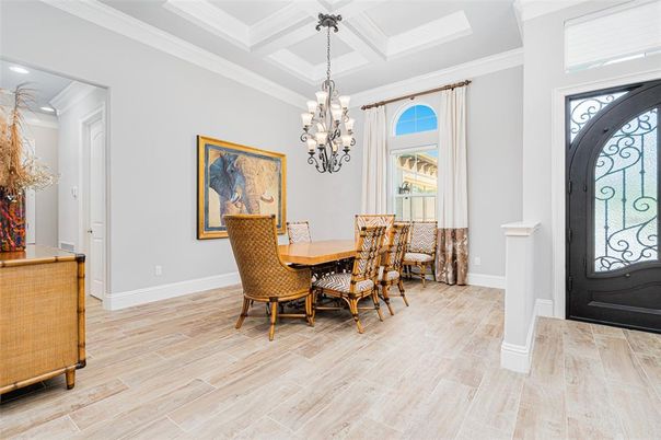 Chandelier, Dining room, Interior, Recessed Lighting, Wood Texture Flooring