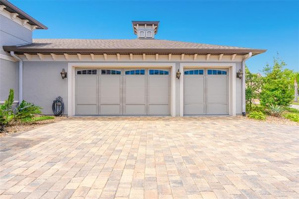 Detached Garage, Exterior