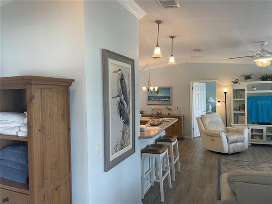 Interior, Pendant Lights, Wood Texture Flooring