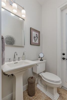 Bathroom, Interior