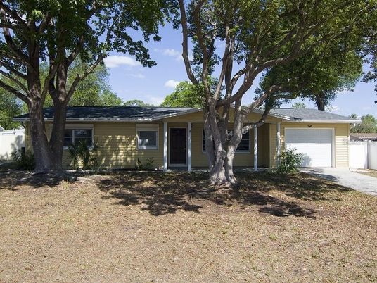 Attached, Backyard, Exterior, Facade, Ranch