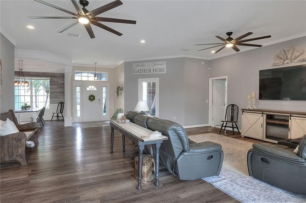 Dining room, Interior, Living room, Pendant Lights, Recessed Lighting, Wood Texture Flooring
