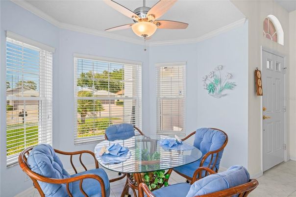 Dining room, Interior