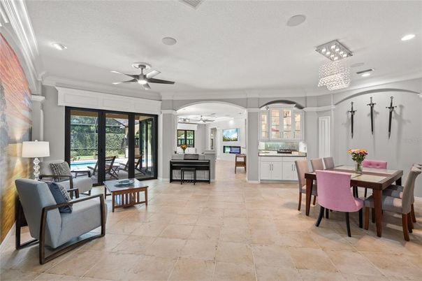 Dining room, Interior, Living room, Pendant Lights, Recessed Lighting
