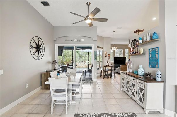 Dining room, Interior, Pendant Lights, Recessed Lighting