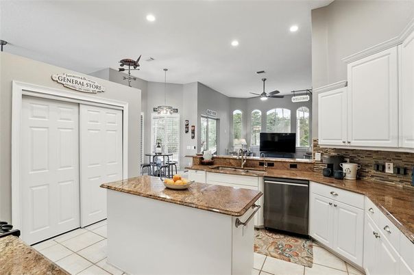 Interior, Kitchen, Pendant Lights, Recessed Lighting