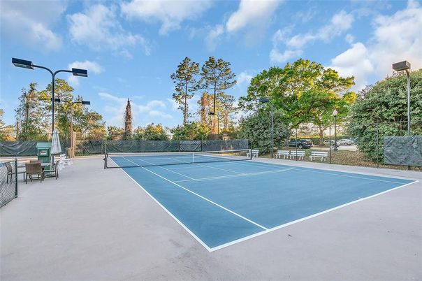 Exterior, Tennis Courts
