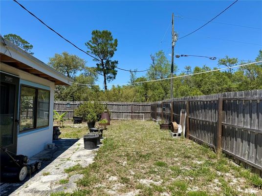 Backyard, Exterior