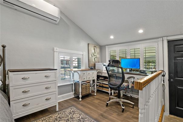 Home Office, Interior, Recessed Lighting, Wood Texture Flooring