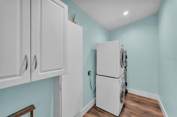 Interior, Recessed Lighting, Utility Closets, Washer, Wood Texture Flooring