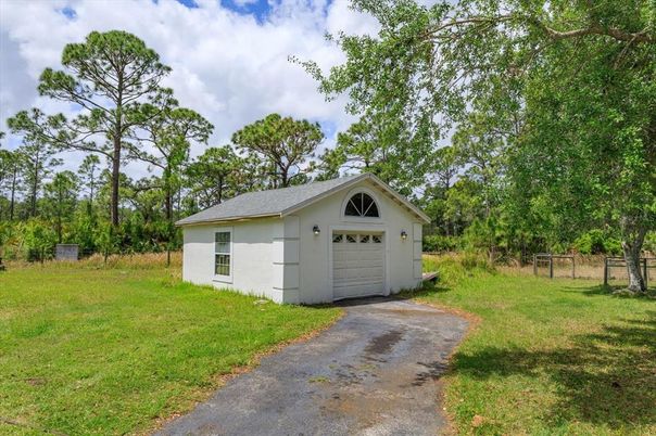 Backyard, Detached Garage, Exterior