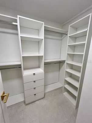 Interior, Walk-in Closets