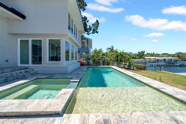 Exterior, Pool, Water