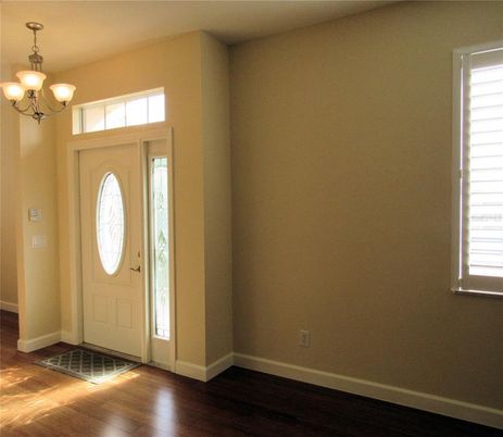 Chandelier, Interior, Wood Texture Flooring