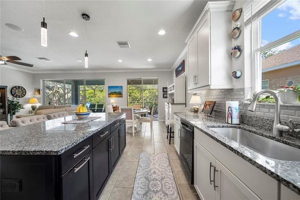 Dining room, Interior, Kitchen, Pendant Lights, Recessed Lighting