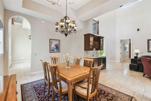 Chandelier, Dining room, Interior
