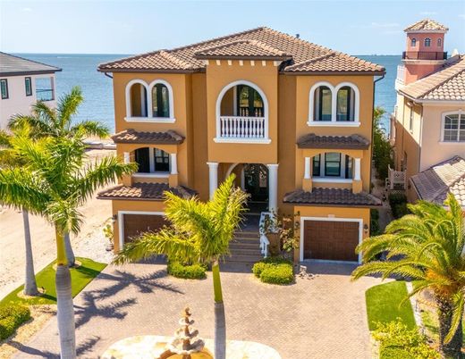 Attached, Exterior, Facade, Water, Mediterranean