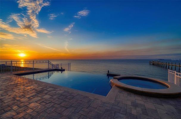 Exterior, Lake, Pool