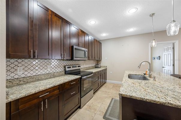 Interior, Kitchen, Pendant Lights, Recessed Lighting