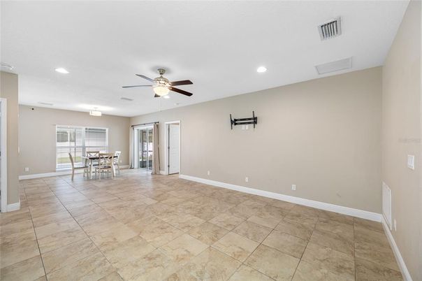Dining room, Interior, Recessed Lighting