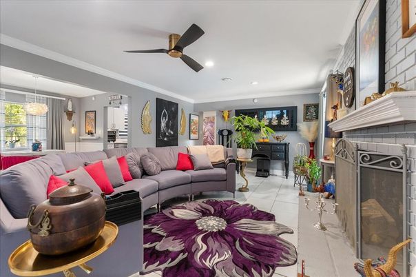 Fireplace, Interior, Living room, Pendant Lights, Recessed Lighting